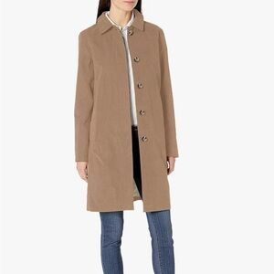 Amazon Essentials Women's Water-Resistant Trench Coat
